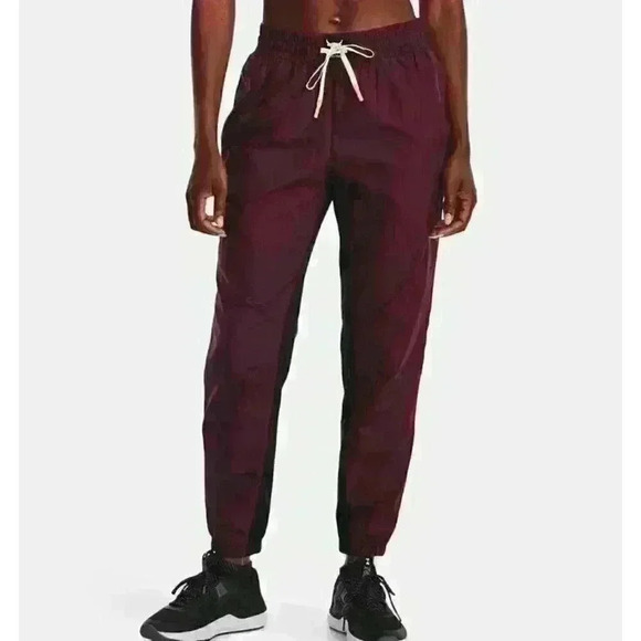NEW! Under Armour Women's M Project Rock Woven Pants NWT $90 - Picture 1 of 6
